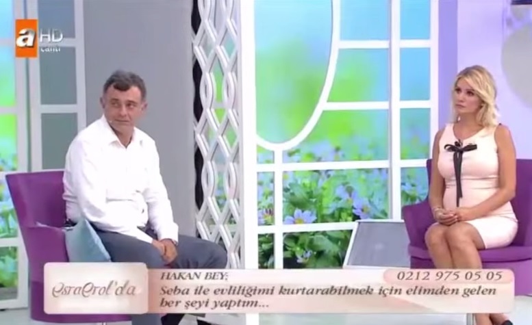 Hakan, Esra Erol’a evliliği süresince mağdur olduğunu anlatıyor.