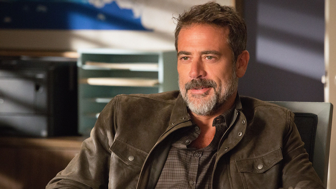 “Bir erkekte aranan bütün özellikleri topla hepsi var Jeffrey Dean Morgan’da.” OE