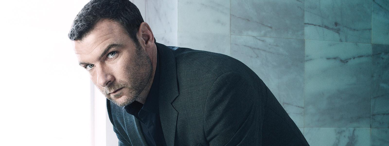 Ray Donovan’ın çözemeyeceği sorun yok.