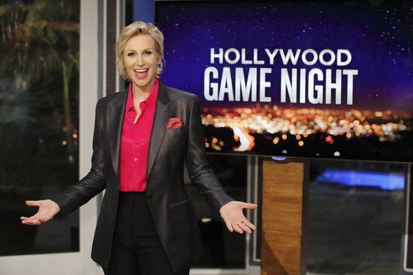 We Came to the Game with Jane Lynch ismini kaçırmışlar.