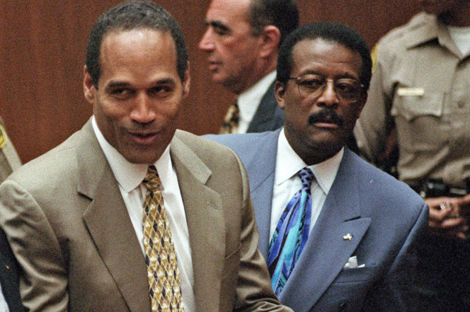 O. J. Simpson ve Johnny Cochran.